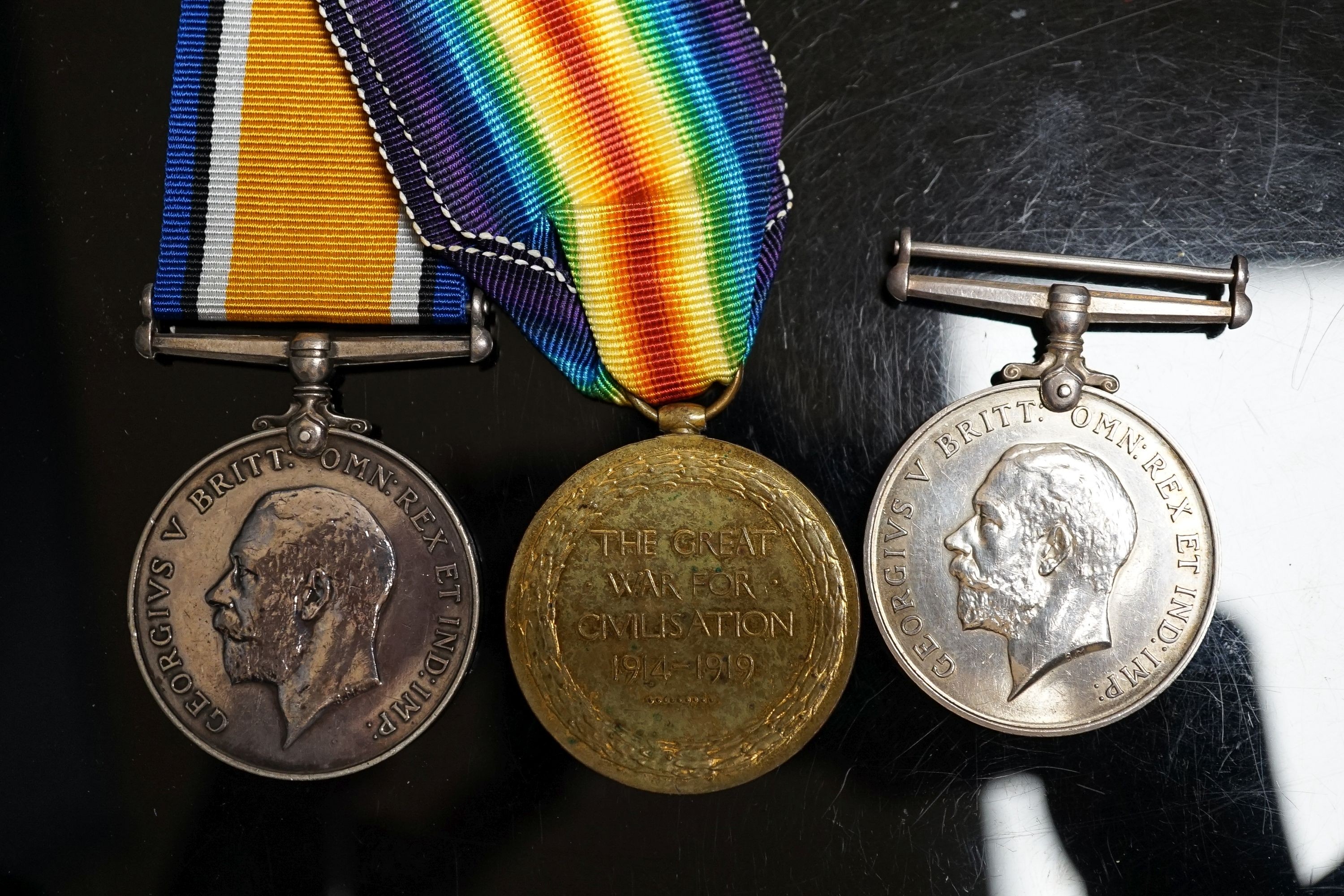 WWI medals - pair to 3206 SJT. H.C. Holder 16-LOND. R. and Victory medal to G-75192 PTE. A. MILLER. R. FUS.